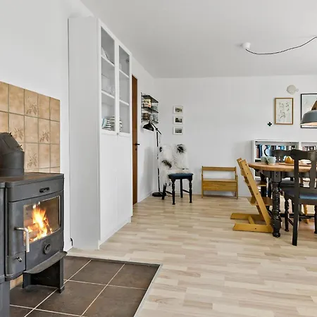Holiday home In With Kitchen *