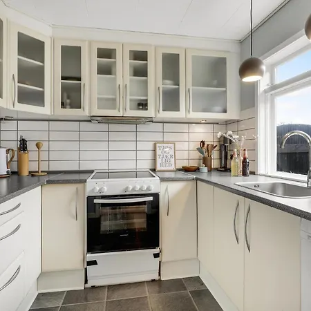 In With Kitchen